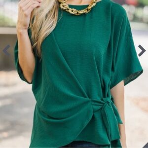Chic Forest Green Women's Blouse Shop‎ the mint Size S Great for the holidays